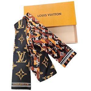 Louis Vuitton Monogram Bandeau Scarf + Hard Box